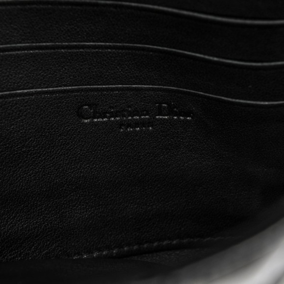 CHRISTIAN DIOR  Patent Cannage New Lock Pouch Black - Picture 5 of 6